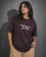 EVERYBODY Lies – Oversized Fit T-shirt