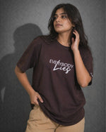EVERYBODY Lies – Oversized Fit T-shirt