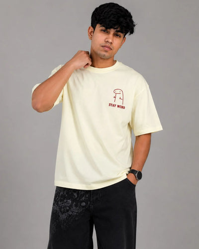 Stay Weird – Oversized Fit T-shirt